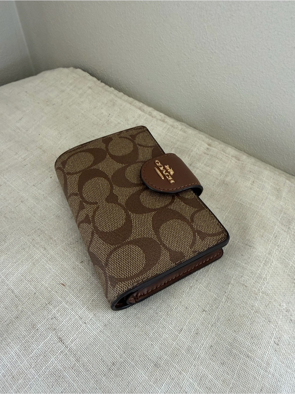 Coach Brown Signature C Compact Leather Wallet - Picture 2 of 7